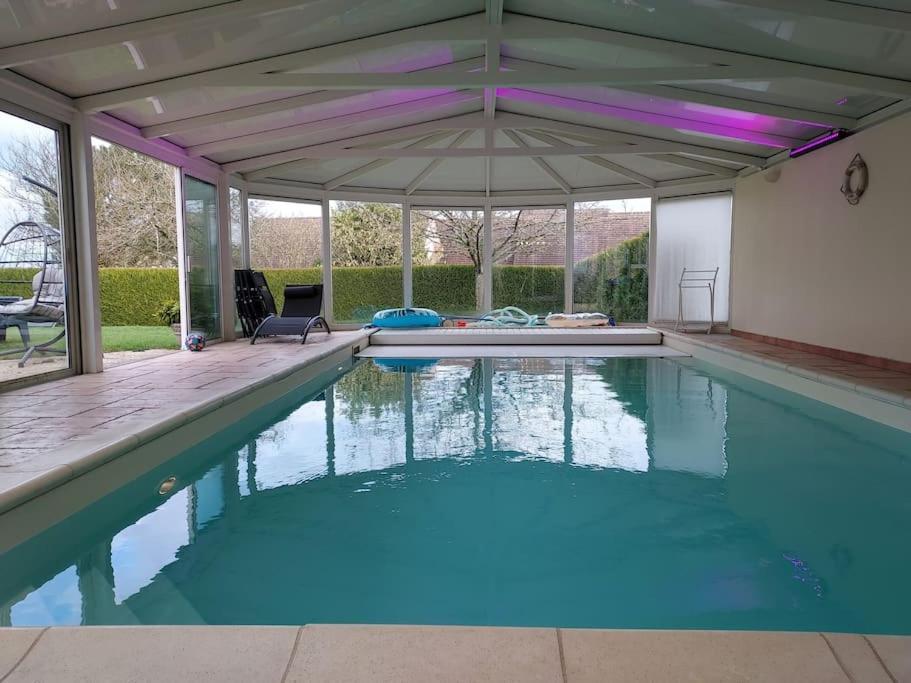 Villa Avec Piscine Chauffee A Moins 1H30 De Paris Saint-Pierre-des-Fleurs Bagian luar foto